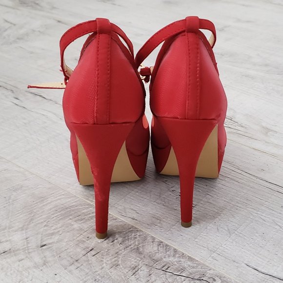 Red Platform Shoes - Picture 4 of 4